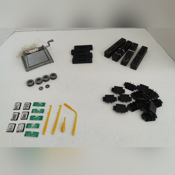 Interstate Highway Set - Multi-Color - Picture 6 of 9